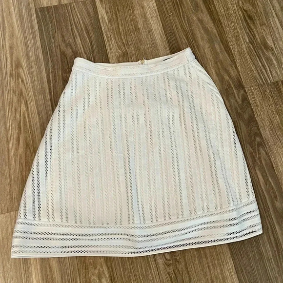 J. Crew Dresses & Skirts - White J. Crew Laser Cut Lace A-Line Flare Lined Skirt Size 4
